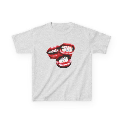 lips baby tee